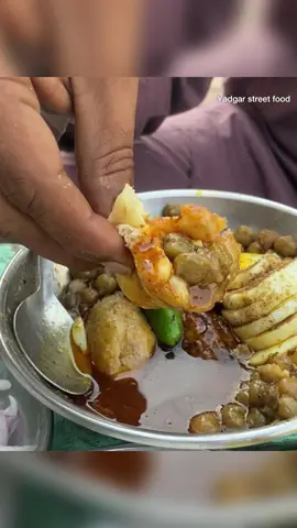 pakistani desi Nashta | Baber Channy Wala Sargodha #koftachanay #kababchanny #anadachanny #streetvideos #streetfoodstalls #desinashta #streetfood #pakistanstreetfood #foryou #foryoupage #streetfoodlover #ghoomopakistan #streetfood #streetfoodspakistan 