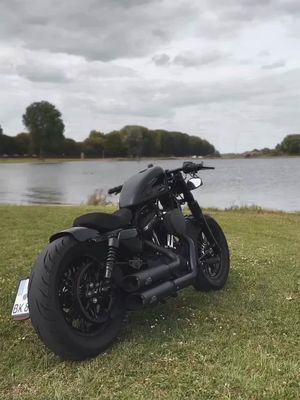 #harleydavidson #motorcycle #black #bobber #custombike #chopper #moto #bike #harley #bobberstyle #custom #matteblack