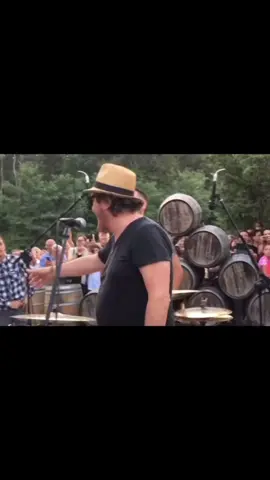 #talent #street #guitar #bass #performance #rock #brothe #sing #song #artist #musica #viral 