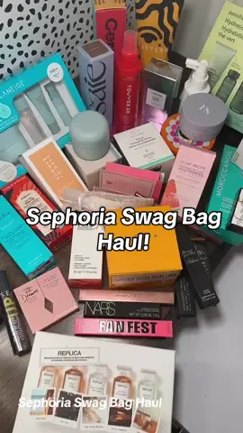 Sephoria Gold Key Swag Bag HAUL! #sephoria #sephoria2023 #unboxing #sephora #makeuphaul 
