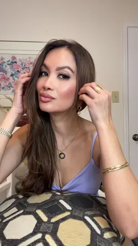 I was not paying attention i forgot to do ponytail on my hair 😘 🤣🤣