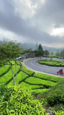 @Gilang Agung🔫 #ciwideybandung #astreabandung #lagenda2 #astreagrandindonesia #ciwidey #rancabaliciwidey #mentahanvideo 