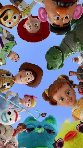 Toy story: imagens que trazem nostalgia #toystory #wallpaper #wallpapertoystory #nostalgia #nostalgiadisney #disney #pixar #pixartoystory #woodytoystory #buzzlightyear 