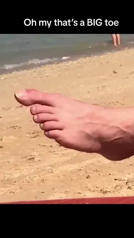 #bigtoes #caughtoncamera #amazingfacts #unbelievable #funnyvideo #humou #omg #wow 