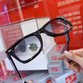 𝙍𝙖𝙮-𝘽𝙖𝙣 ORIGINAL WAYFARER CLASSIC 🕶 𝐑𝐁𝟐𝟏𝟒𝟎𝐅 𝟗𝟎𝟏/𝟑𝐅 ➖ Lenses: 𝘽𝙡𝙪𝙚 ➖ Frame: 𝙋𝙤𝙡𝙞𝙨𝙝𝙚𝙙 𝘽𝙡𝙖𝙘𝙠 ➖ Size: 𝙇 (52-22) 🇮🇹 Made in Italy 🇬🇧 CE, UKCA Mắt kính Việt, chuyên hàng hiệu chính hãng.  Website: www.matkinhviet.com Trụ sở chính: 421/26 Bis Sư Vạn Hạnh, phường 12, Quận 10, Tp.Hồ Chí Minh. Hotline: 0974444997 – 0933456709 – 0918888515 #matkinhviet #matkinhchinhhang #gongkinhchinhhang #trongkinhchinhhang #baohanhmatkinh #kiemtrathiluc #kinhmat #gongkinh #gongkinhcan #vienthi #canthi #loanthi #vesinhmatkinh #rayban #raybanchinhhang #matkinhrayban #wayfarer #raybanwayfarer 