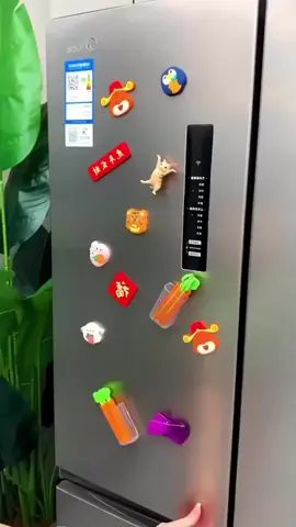 Organize sua cozinha, armário ou geladeira com praticidade e bom gosto com este porta ovos. São 3 andares com espaço para 30 ovos no total que se abrem para facilitar o acesso aos ovos armazenados nas partes inferiores! 😍🥚😍 🛍️ Comente 