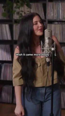 Wish it came more easily🥺 #neverbeeninlove #laurenspencersmith #mirroralbum #single #breakup 