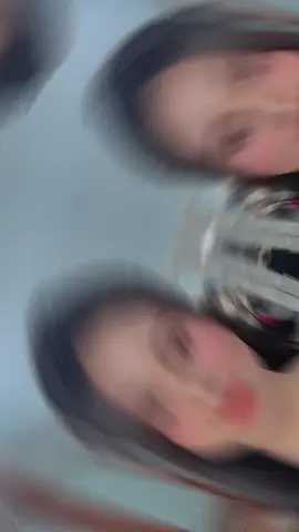 Là em cô gái quê , đôi môi đẹp xinh , 2 má ửng hồng🥰🥰🥰