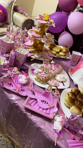 Anniversaire princesse Myrna (part 2 )
