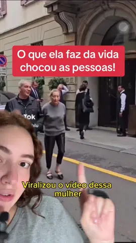 Não dá pra julgar o livro pela capa, não é mesmo? 👀 Tem mais nos stories 🤫🤫🤫 #choque #fofoca #negocios #luxo #moda #fashionweek #semanadamoda #miuccia #prada #miumiu #paris #inovacao #mulher #protesto #top #irreverente #sucesso #italia #milao 