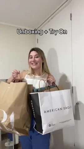 ig: catitagallego Este es un video resumen de lo que compré ayer en Zara!! Si quieren el video extenso me avisan y lo subo 🫶🏻 Cual/es le gustaron? Yo todavia no me decidoo #compras #haul #tryon #unboxing #zara #jeans #pantalones #ropa #chile #roperopaula 