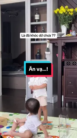 #laiminhminh #baby #viraltiktok #LearnOnTikTok   Là đã ăn vạ dữ chưa :))