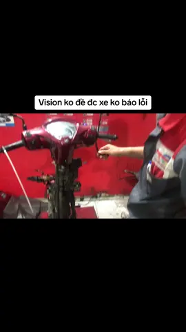 Ban lạ xe vision khoá smartkey ECM cấp điện 3 pha xuống bị loạn nhịp nên vô lăng ko quay đc, video sau mình sẻ làm clip thay ECM và cách đo tại sao biết nó loạn nhịp nha ae
