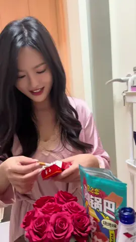 tình yêu lệch tuổi 21