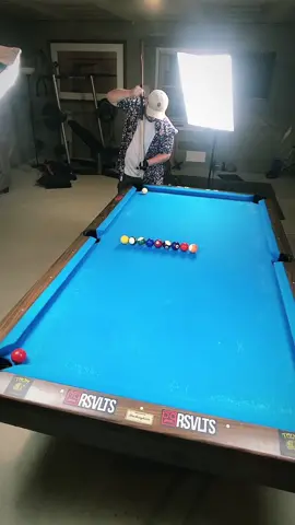 [from drafts] That cue ball is definitely spinnin #billiards #8ballpool #pooltrickshots #satisfying 