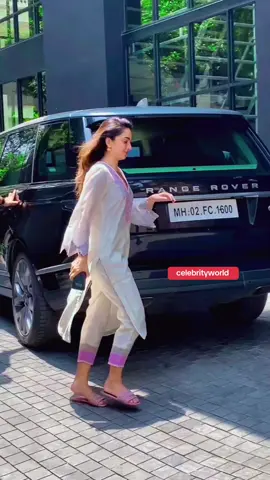 #kiaraadvani #foryoupage #foryou #fyp #crew07 #viraltiktok #viralvideo 