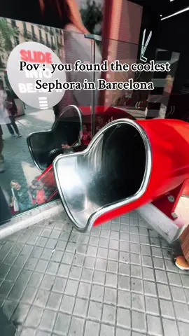 really cool 😎 #barcelona #sephorabarcelona #sephora #fy #fyp #foryou 