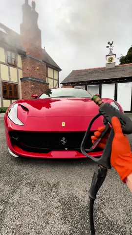 Satisfying Ferrari clean, do you agree? ❤️ #ferrari #satisfying #asmr #fyp #carwash #satisfyingvideo #detailing #Love #autoreflect 