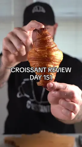 CROISSANT REVIEW DAY 151 Bread Head (Café Sonders) | Toronto 🇨🇦 | $5.37 CAD #romainscroissantjourney #season2 #croissant🥐 #croissant #frenchycooks  @FrenchyCooks (Romain Avril)  @FrenchyCooks (Romain Avril)  @FrenchyCooks (Romain Avril) 