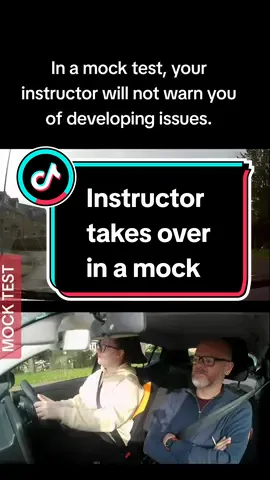 React like a cat sometimes! #rdrive #drivingtips #drivinginstructor #learningtodrive #drivinglessons #emergency #vital #drivingtest #foryoupage #foryou #fyp 