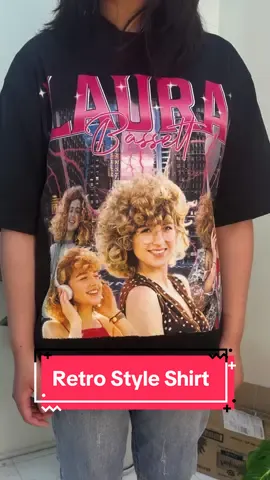 Surprise your loved one with a fun Christmas gift with a custom #bootleg shirt in #rap #hiphop style. #geckocustom #bootleg #personalizedgifts #portrait #uploadphoto #familylove