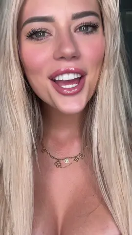 💋💋