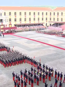 The Flag Oath Ceremony of the Princess  Leonor of the Asturias and the new promotion of the cadets from the General Military Academy of Zaragosa#princesadeasturias #princessleonor #princessleonormilitarytraining #spanishroyalfamily #fyp #fypシ #foryoupage 