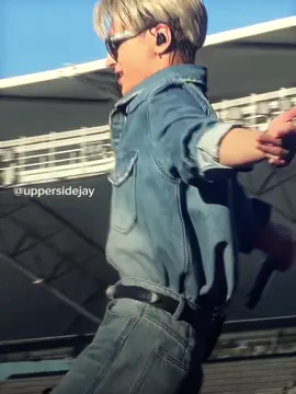 THE BODY ROLLS ACKKK!!! #jay #jungwon #jaywon #enhypen #fyp cr.uppersidejay, heeflowerr