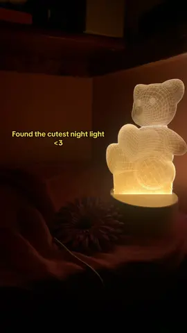 I might of accidentally dropped it and had to reglue the head 💀 #fyppp #tiktokshopfinds #nightlight #sleep #night #goodvibes #cutelight #teddybear #fypp #viral #toktokpost 