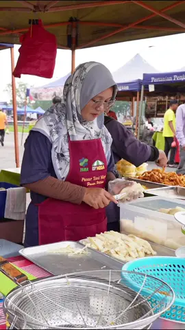 Tapai ubi goreng. Rugi siapa tak pernah try. Tapi benda ni susah sket nak jumpa kat KL😌 ✅ Sabtu - Pasar Tani Kelana Jaya ✅ Ahad - Pasar Tani Stadium Shah Alam