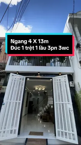 Nhà đẹp giá tốt. Dành cho các bạn sinh viên trường đại học công nghiệp 4 đây ạ #AntiFakeNews #muanhagovap #bannhagovap #bdshcm #learnontitkok #ongchureviewnha #fyp 