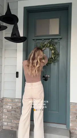 fall // halloween decorating pt 1 !!! 