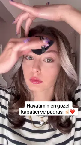 Göstereceğim pudra nyx’in pudrası değildi bu arada başta sanki onu anlatıcakmışım gibi olmuş devamını izleyin 😂Bu ikili muhteşem bir şey ✌🏻 Sonunda kapatıcı ve pudra için en güzel ürünleri bulabildim 🥹🥹💖 #makeuplook #makeuptutorial #makeupglam #makeupoftheday 
