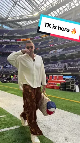 El Travador has arrived 🔥 #fitcheck #chiefs #traviskelce 