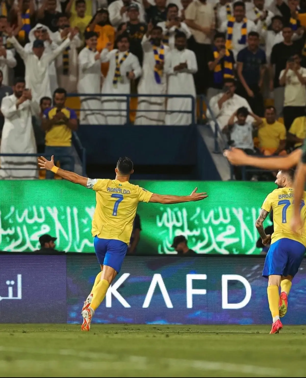 يا عمرريي اجمل خبر ممكن تسمعه اليوووم😭💛💛💛💛.                                 #alnassr #ronaldo #riyadh #النصر #النصر_العالمي #عميدالعالميه #realmadrid #كرستيانو #تاليسكا #نيمار #viral #fyp #