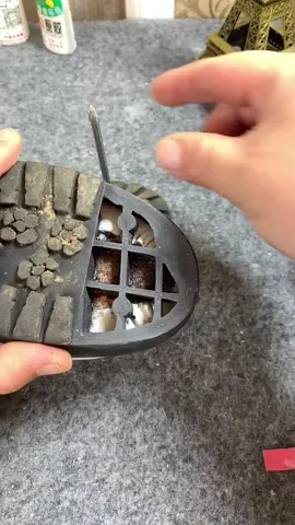 Worlds strongest superglue
