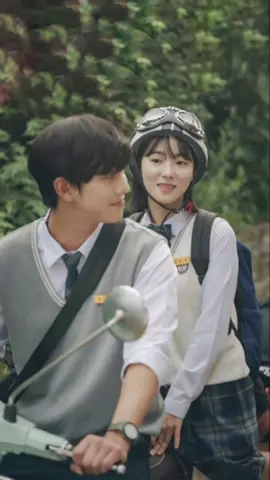 Feche os olhos e sinta a magia acontecer.📼🎼                                                                         Ost | Gather My Tears by Seo Ji-Won                                                Kdrama: O tempo traz você pra mim #atimecalledyou #ost #gathermytearsseojiwon #kdrama 