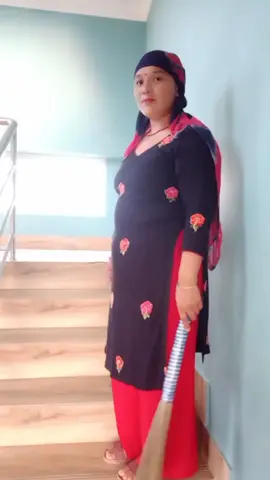 @unisha lama 