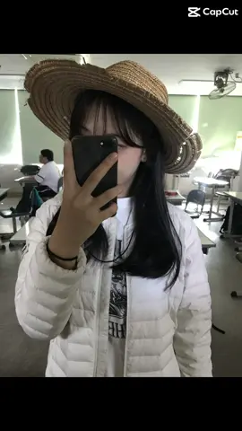 체육대회 했는데 폰 뺏어서 사진 많이 못찍었움….. #06