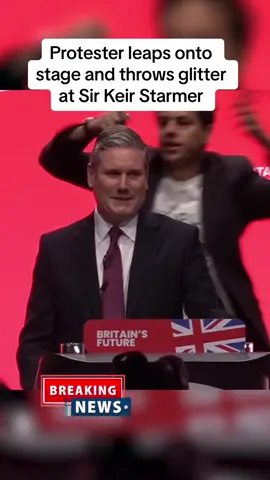 The Labour leader was just about to begin his conference speech when he was ambushed 🎥: PA #keirstarmer #labour #news #uk #shocking #fyp 