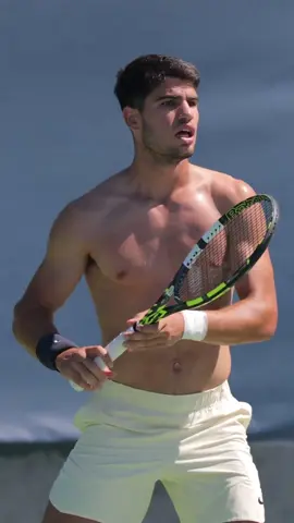 Carlitos 🔥💪🏼🫶🏼 #alcaraz#carlosalcaraz#tennis#tennistv#carlitosalcaraz#atp#grandslam#fyp#viral#Wimbledon#tennisplayers#tennisfans