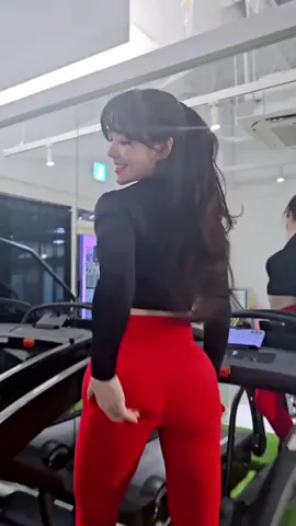 Chili🌶 - 화사 ❤️‍🔥 #런소은💜 #스우파2 #화사신곡미션 #칠리챌린지 #베베 #kpopdancecover #kpop #treadmilldance #런닝머신댄스 