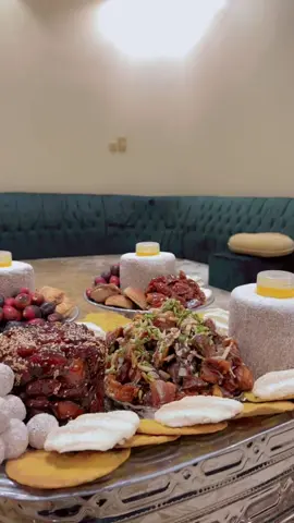 طلبات اليوم 😍#السعودية🇸🇦 #اكسبلورexplore #السعودية_العظمى #شعثاء #تمور #شعبيات #ضيافة_زواج #التاسيس_الدوله_السعوديه #مجالس #93saudinationalday #ضيافة #تمر 