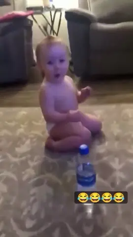 The last baby got me 😭🤣 #funny #babies #funnybabies #funnyvideos #funnybaby #trynottolaugh 