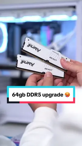 Upgrading the rig with 64gb of DDR5 🥵 These clean white Kingston FURY Beast modules look fantastic in my white-out build. Plus these modules have incredibly bright lighting 🙌 10/10 #kingstoniswithyou #kingstonddr5 #furybeast #kingstonfurybeast #ddr5 #pcupgrade #gamingpc #buildapc #pcbuild #pcbuilder @Kingston Technology 