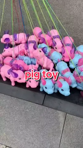 pig toy can walk can sing can light up#tiktokshopcrossborder_seasales #pigtoy #kidsoftiktok #electrictoys #kidsthings 