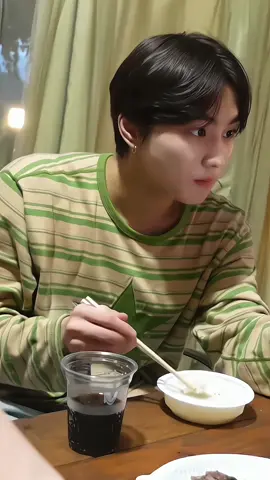 𝙅𝙪𝙣𝙜𝙬𝙤𝙣 𝙚𝙖𝙩𝙞𝙣𝙜 𝙛𝙖𝙣𝙘𝙖𝙢 🍚 #jungwon#enhypen#jungwonenhypen#kpop#kpopfyp#kpopfypシ#asafekpopfancam#blowthisup 