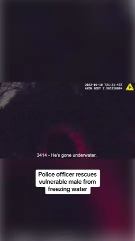 watch as a #fearless #policeofficer goes above and beyond to save a life #cop #cops #copsoftiktok #copsontiktok #copstiktok #bodyworncamera #police #lifesavers #rescue #realife #hero #heroes #999 