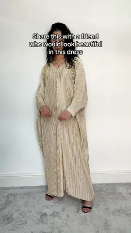 Only £18 today! #tiktokmademebuyit #tiktokshop #viral #fashionoclock #fashiontok #abaya #dress 