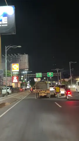 Jalan-jalan malam ini di sunset road arah dps, engga pernah ngebosenin selalu menyenangkan 🛣️ #balivibes #ceritabali #sunsetroadbali #jalanjalanmalam #aestheticvideos #balipunyacerita #fyp #fypシ #foryoupage 